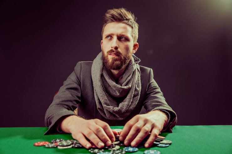 Suasana kategori Texas Holdem dengan kartu digital rapi